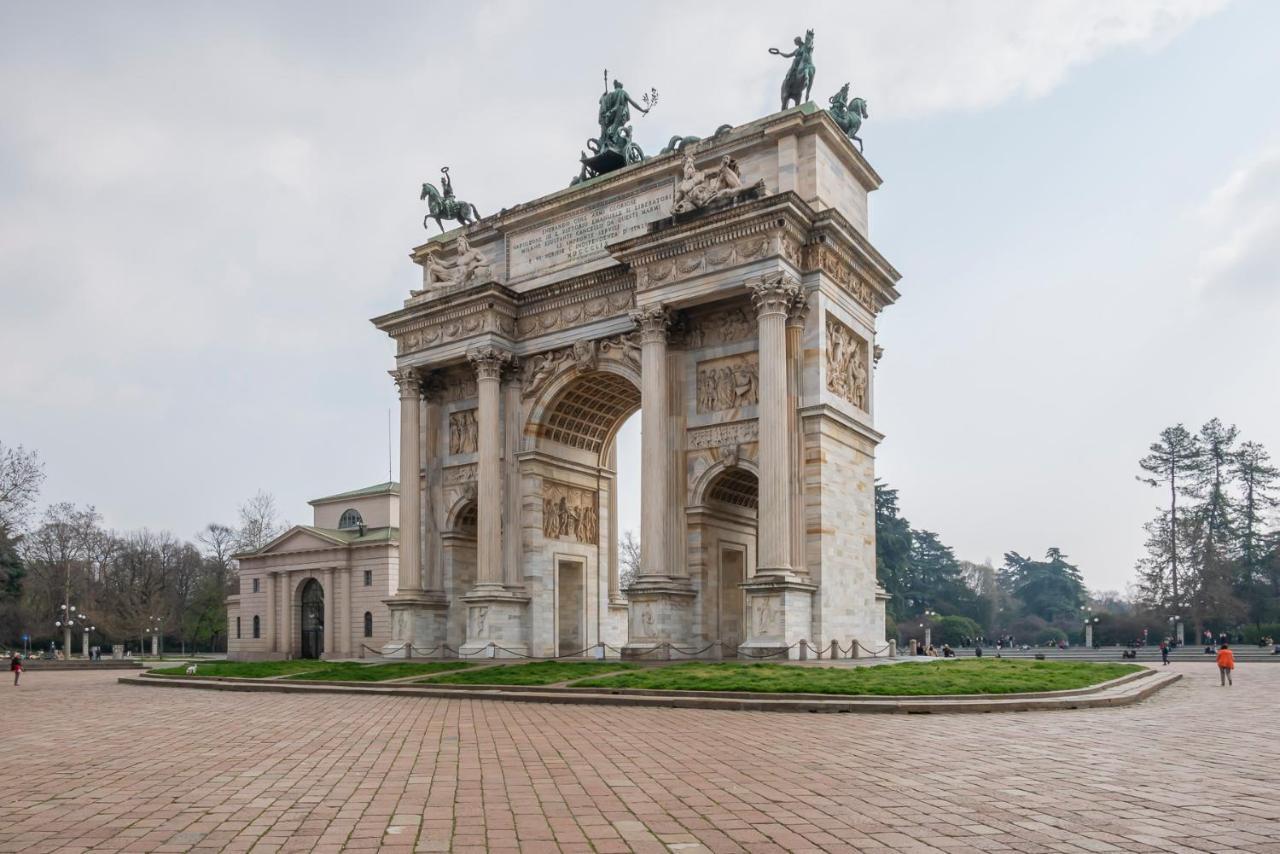 Luxury Apartment Near Arco Della Pace Guerrazzi 9 Мілан Екстер'єр фото